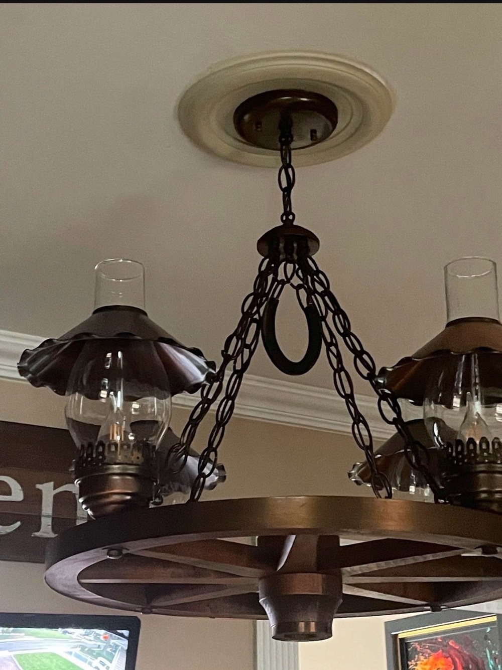 Rustic Brown Wagon Wheel Chandelier Pendant Light